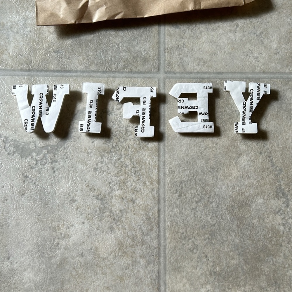 Pearl Adhesive Letters -WIFEY - Picture 4 of 6